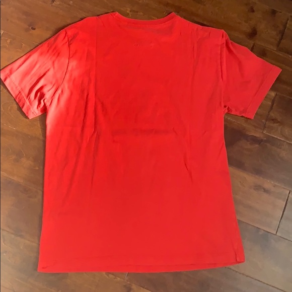 Red Nike fresh to death t-shirt - Picture 4 of 4